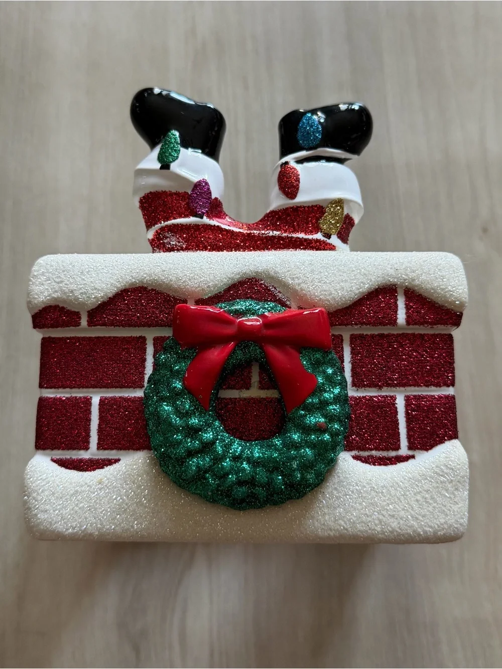 2020 Bath & Body Works Christmas Santa Chimney Fireplace 3-Wick Candle Holder